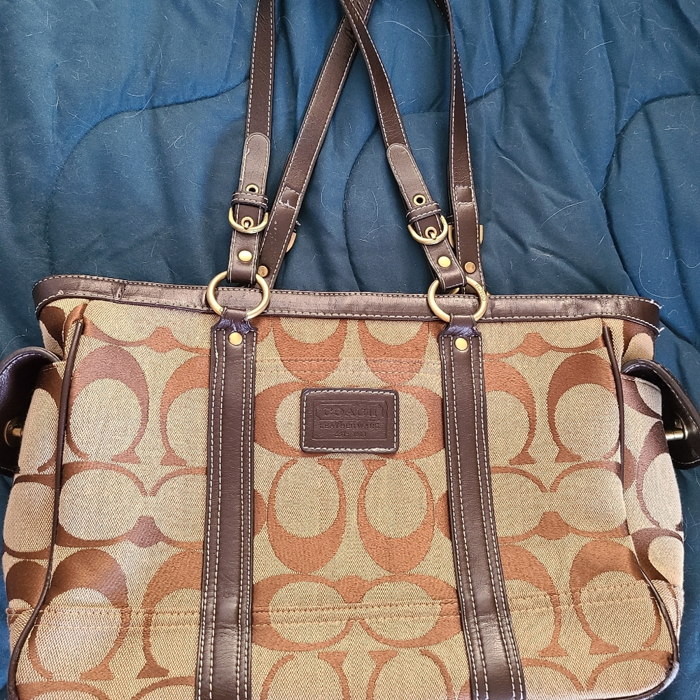 Coach handbag